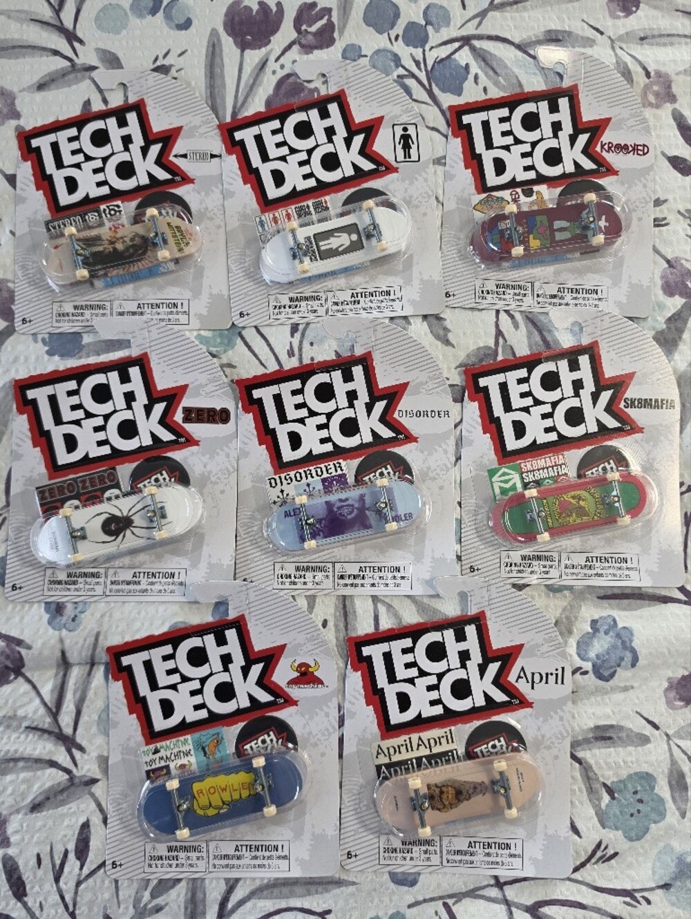 Tech Deck Finger Skateboards Lot - NEW SET OF 8
